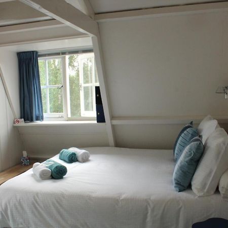 Bed and Breakfast Uniqueludique Middenbeemster Esterno foto